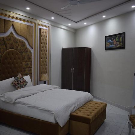 Relax Inn Lahore Exterior foto