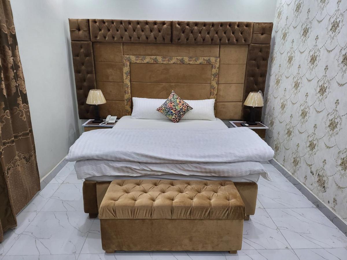 Relax Inn Lahore Exterior foto