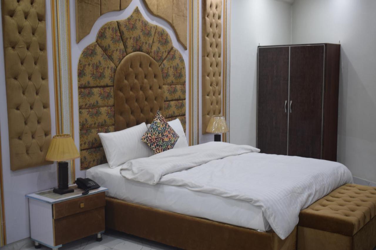 Relax Inn Lahore Exterior foto